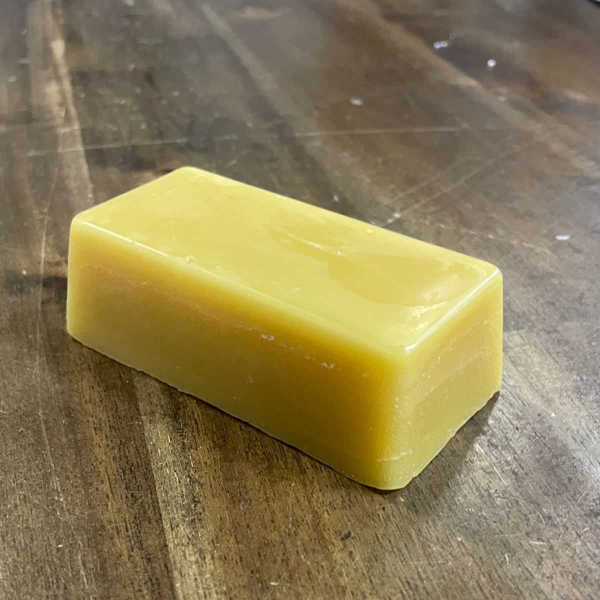 Beeswax for candle making