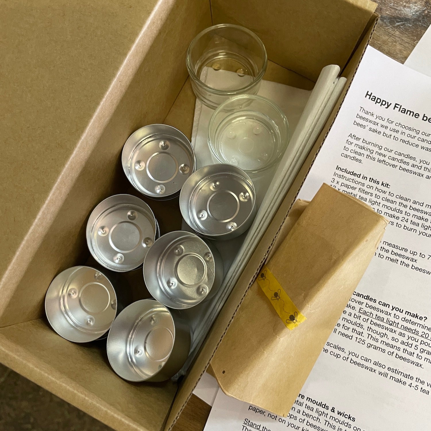 Beeswax recycling kit Happy Flame