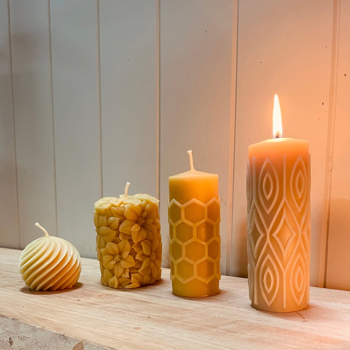 Designer beeswax candles - Happy Flame