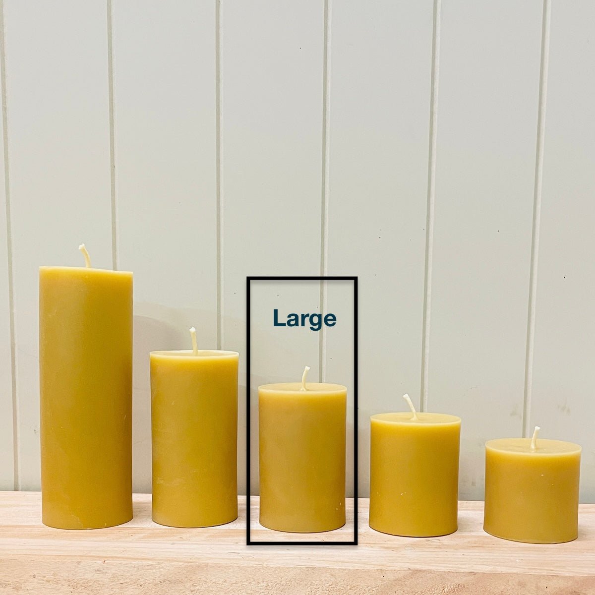 Byron Bay Spirit - Beeswax Pillar Candle 5 - Happy Flame