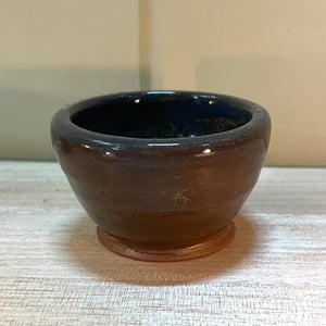 Brown Beeswax ceramic candle holder from Happy Flame