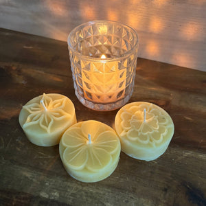 Meditation candle set with glass holder and three beeswax candles- Happy Flame