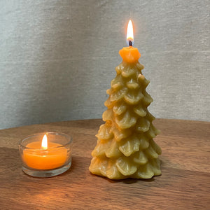 Beeswax Christmas tree Candle from Happy Flame Large size