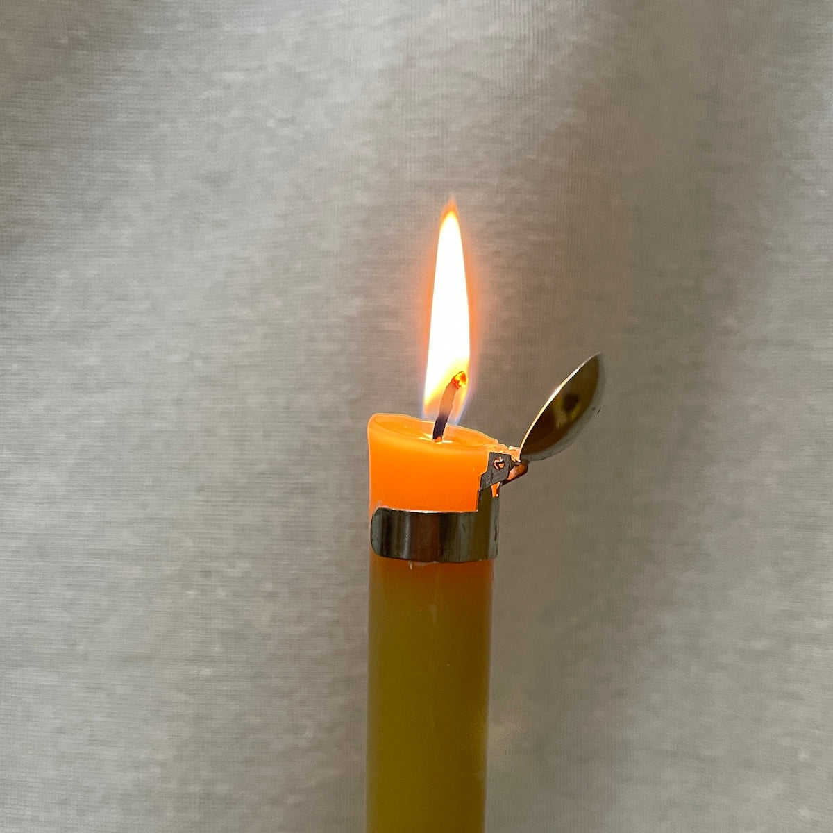 Candle automatic extinguisher