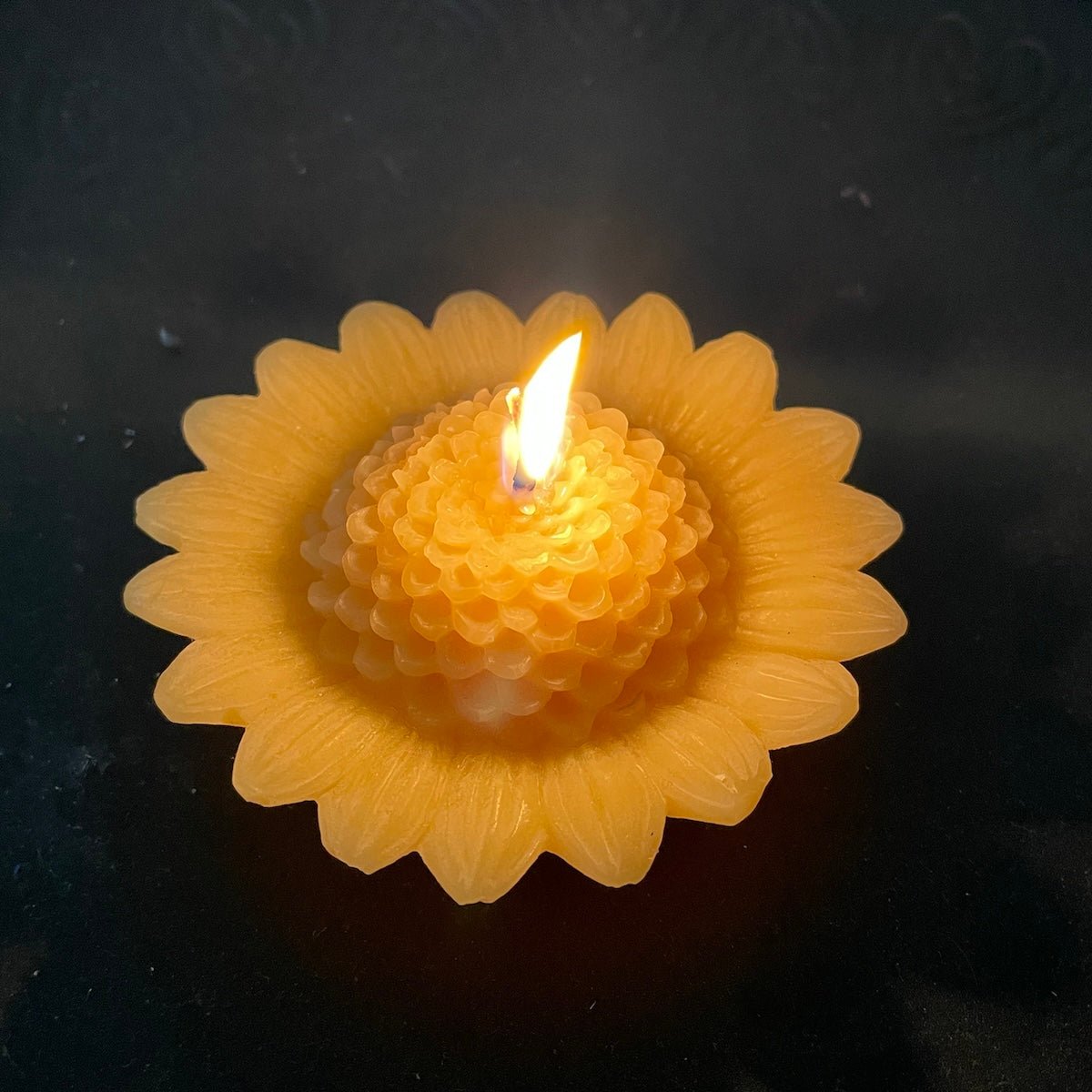 Beeswax Sunflower candle - Happy Flame