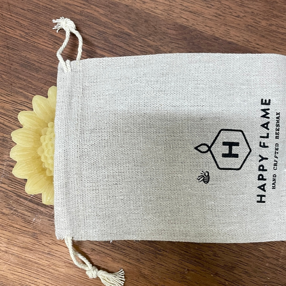 Beeswax Sunflower candle packaging - Happy Flame