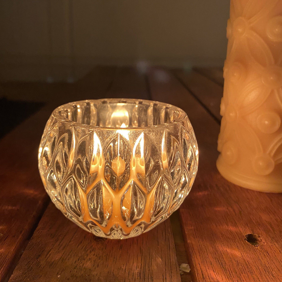Classic cut, crystal glass style tea light holder glass holder Happy Flame Single glass holder 