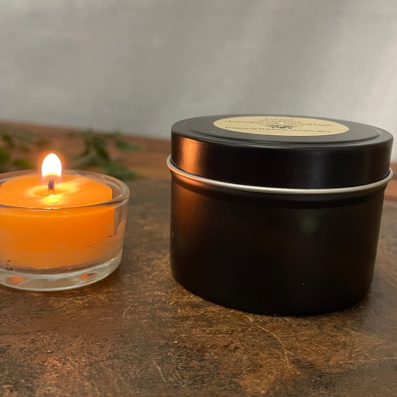 On the road- beeswax travel candle Happy Flame 