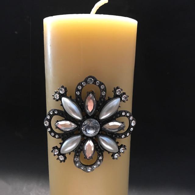 Happy Flame Special candle packs Candle pins decoration for your beeswax candles.