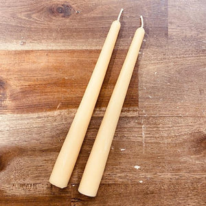 6 Hour Beeswax Taper Candle 4 - Happy Flame